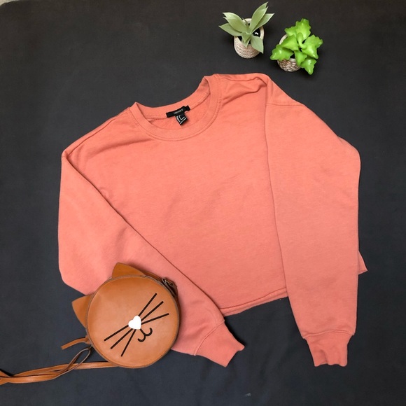 Forever 21 Sweaters - Cropped salmon fleece crew neck Forever 21 Sweaters - Cropped salmon fleece crew neck